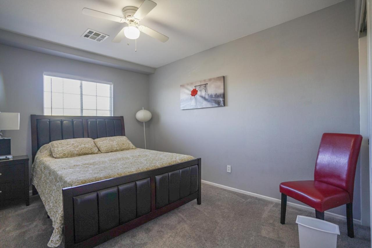 Ultra Modern Las Vegas Home 20Min From The Strip 外观 照片