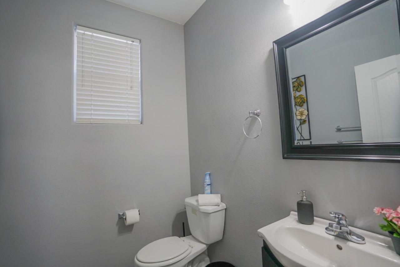 Ultra Modern Las Vegas Home 20Min From The Strip 外观 照片